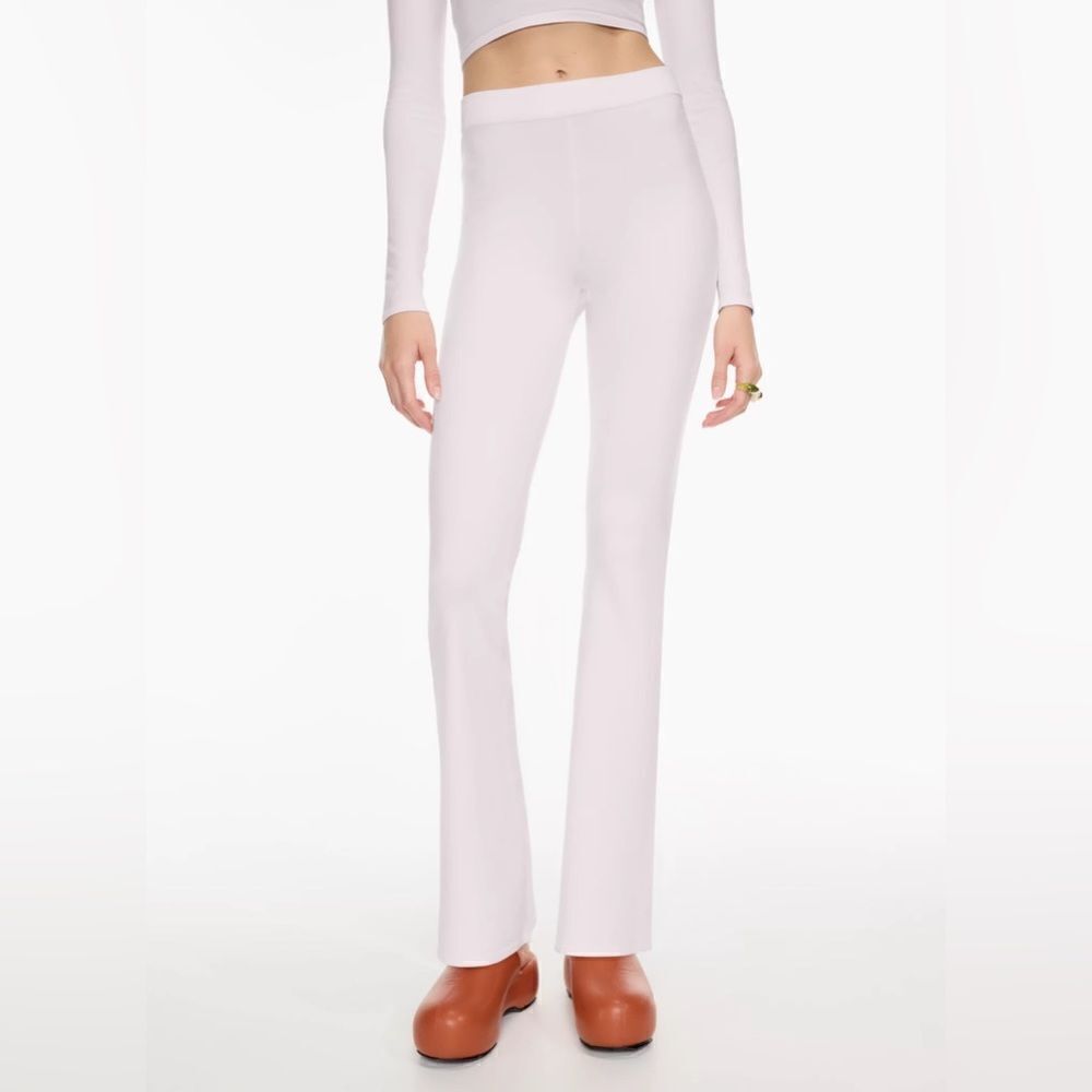 Aritzia Sunday Best Ellie Pant